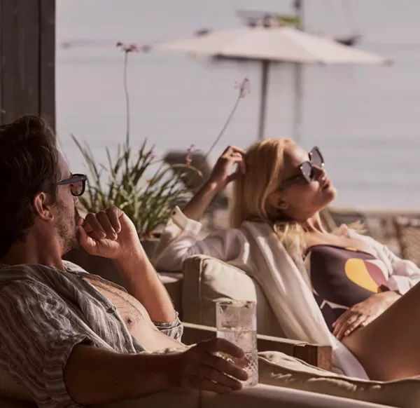 ΘΕΑ ΣΤΗ ΘΑΛΑΣΣΑ