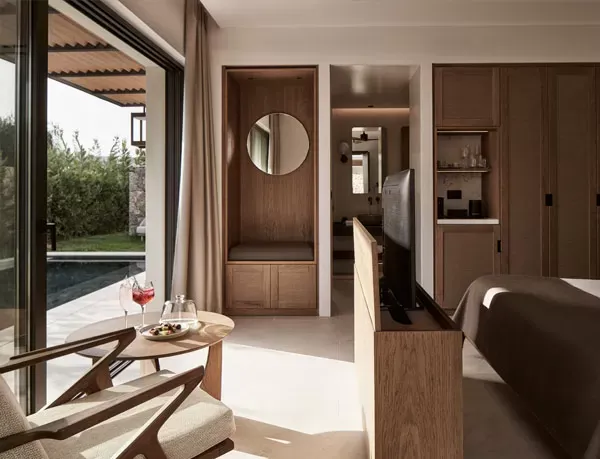 MAJESTIC SUITE
