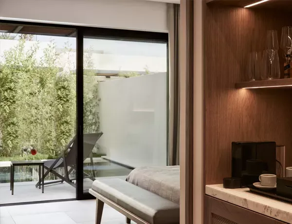 CORFIOT SUITE